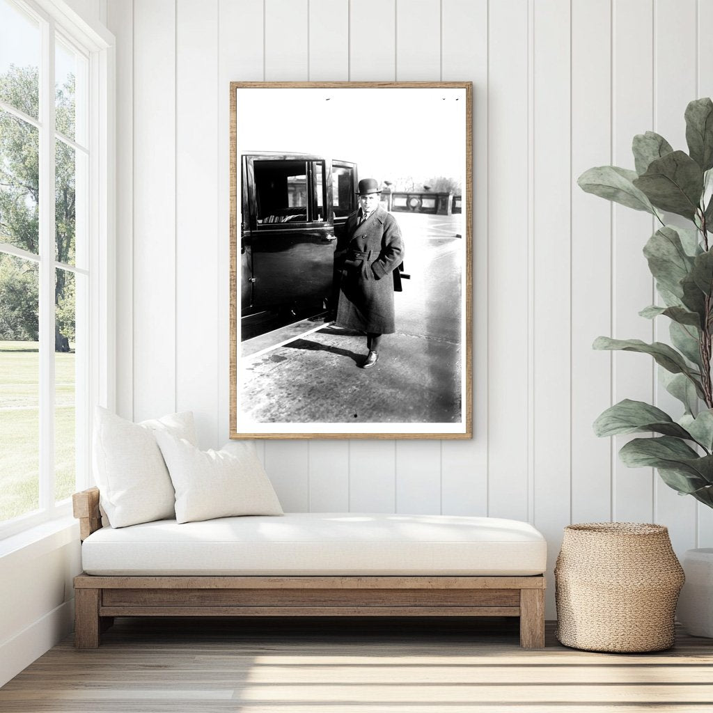 1920s Americana: Captivating Scene from Chamlee