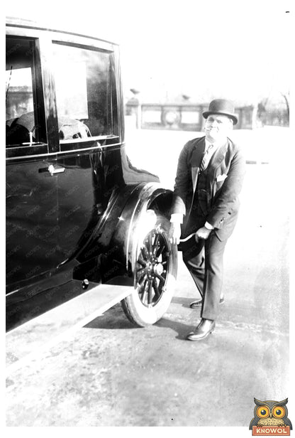 1920s Tire Repair: A Glimpse into Daily Life