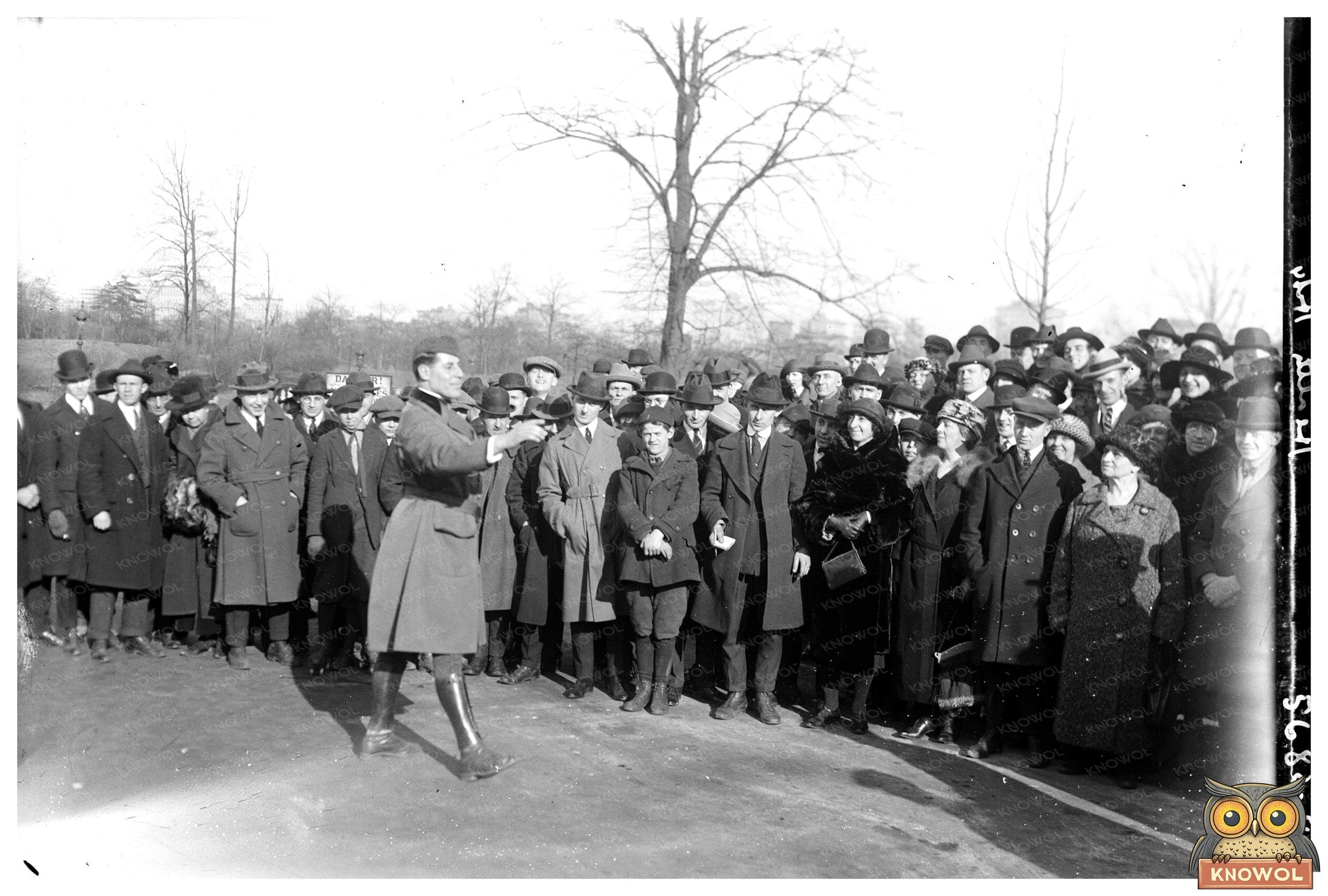 Early 1920s Outdoor Health Hike Enthusiasts