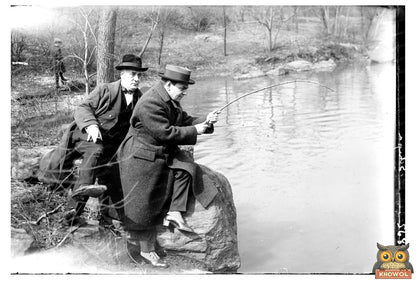 1920s Fishing Scene: A Glimpse of Daily Life
