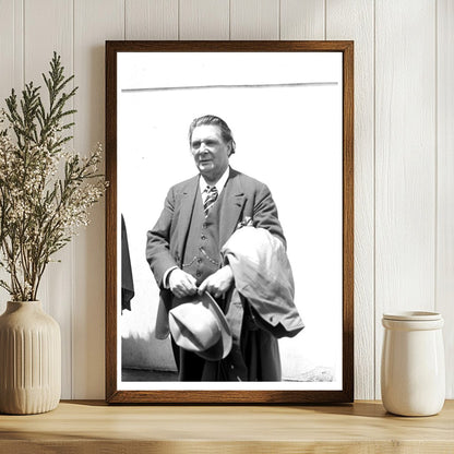 1922 Vintage Portrait of a Renowned Violin Virtuoso