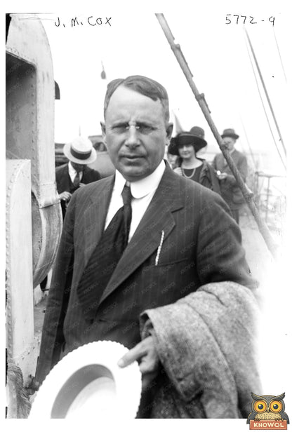 1920s Fashion and Culture Captured in Stunning Portrait