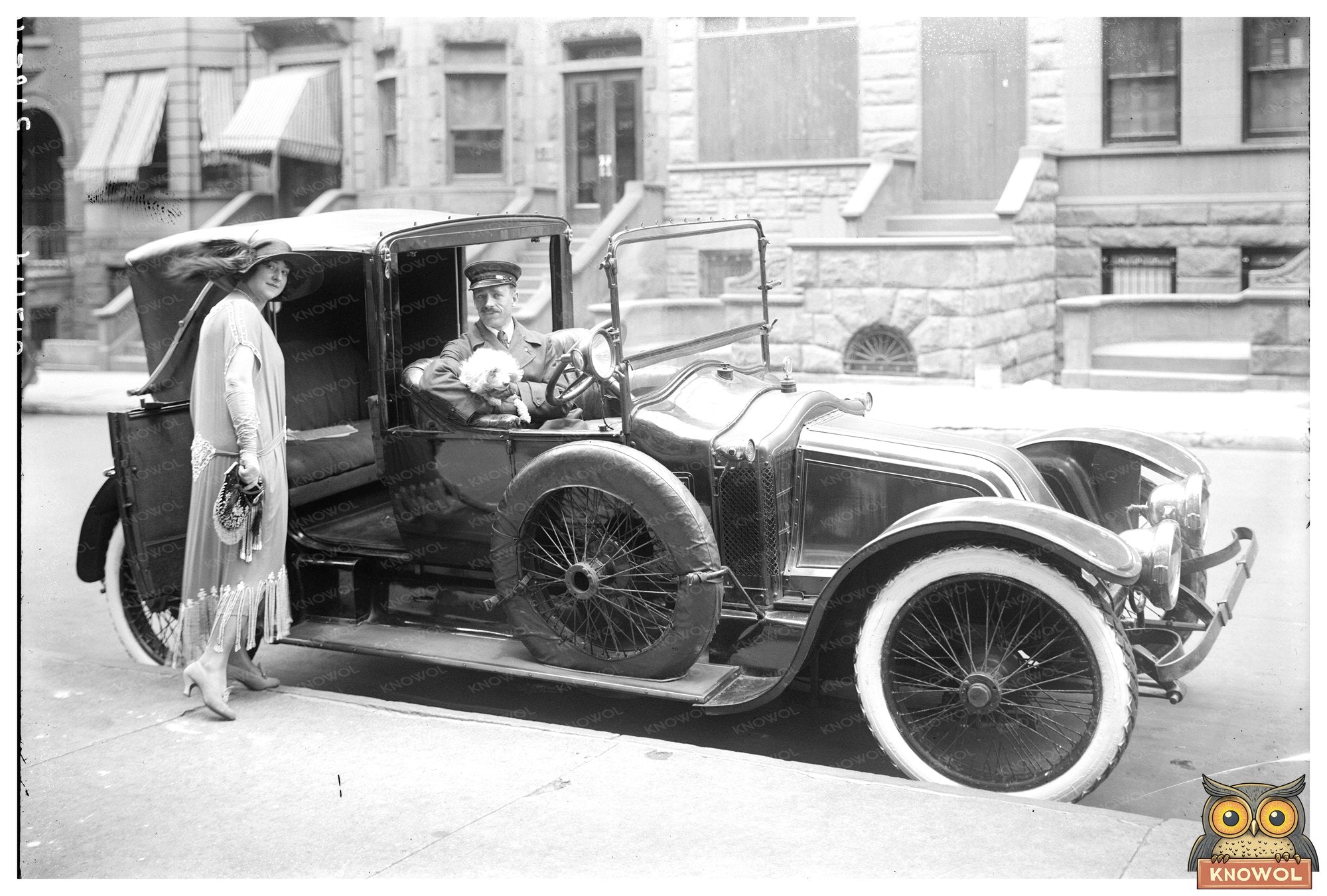 Vintage Elegance: Socialite Enters Chauffeur-Driven Car