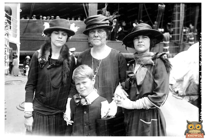 1920s Family Portrait: Mrs. Ramsey with Her Children