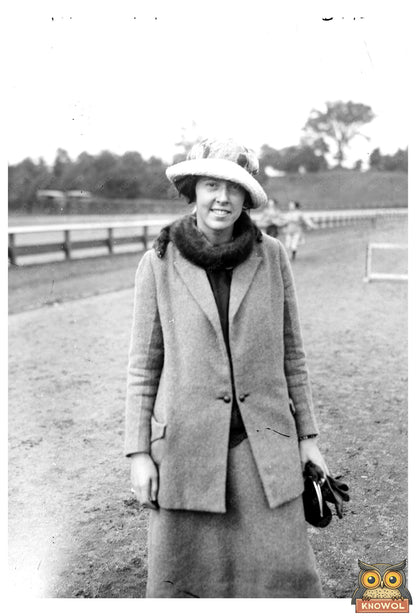 1920s Portrait of Frances Mead: A Glimpse of Change