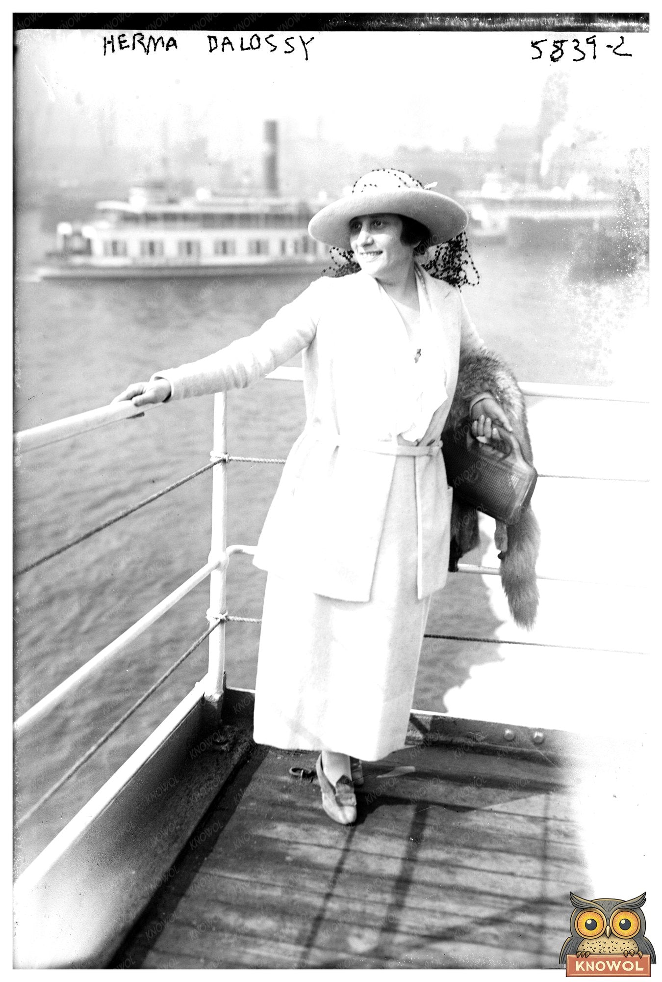 1920s Elegance: Portrait of Herma Dalossy