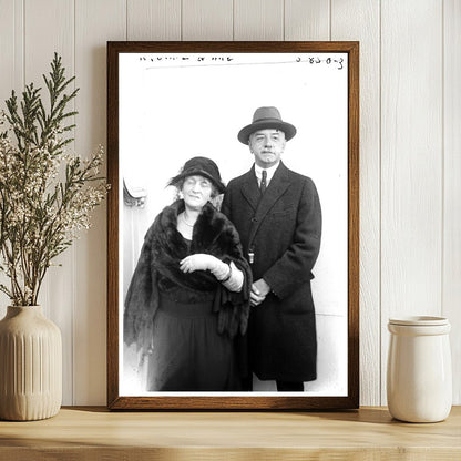 1920s Vintage Portrait of a Stylish Couple
