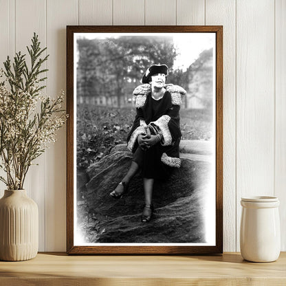 1920s Icon: A Passionate Photographer at Work