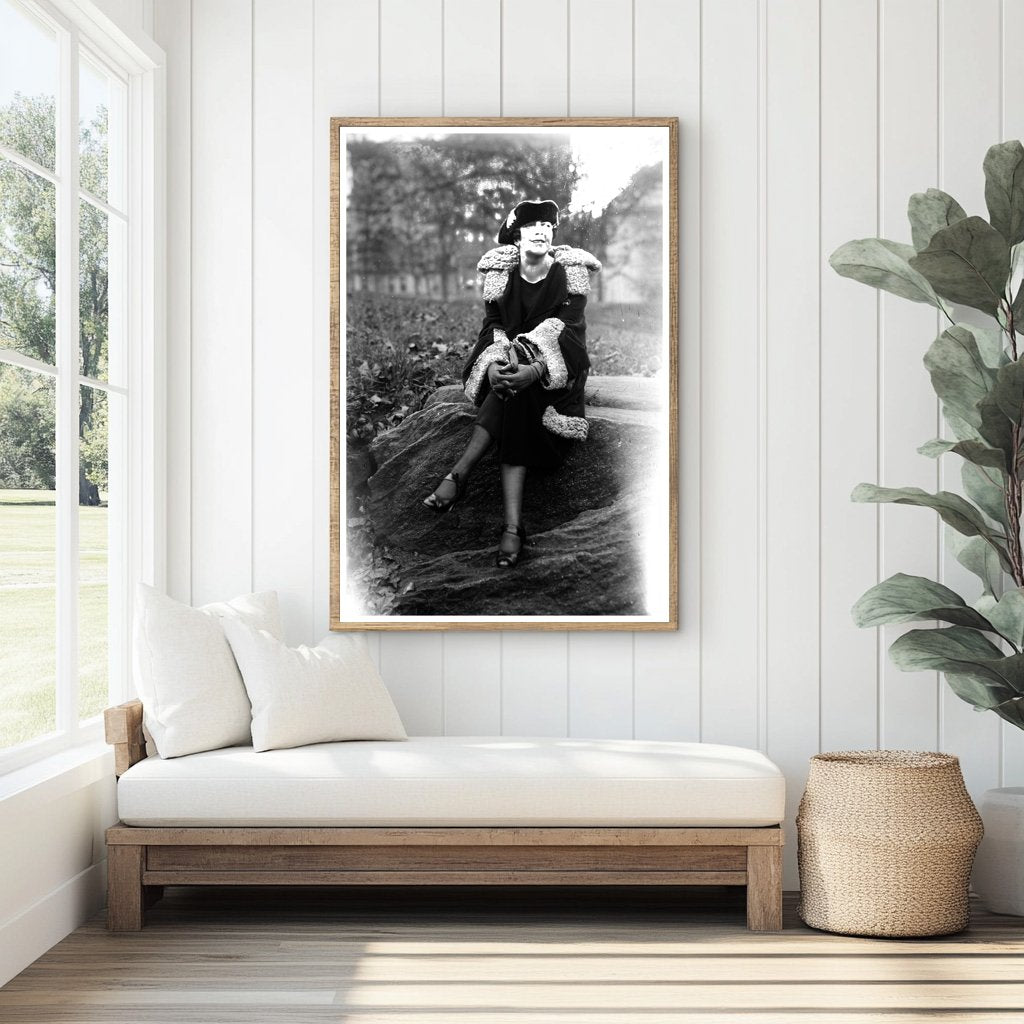 1920s Icon: A Passionate Photographer at Work