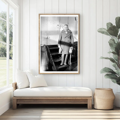 1922 Captivating Portrait of a Competitive Swimmer