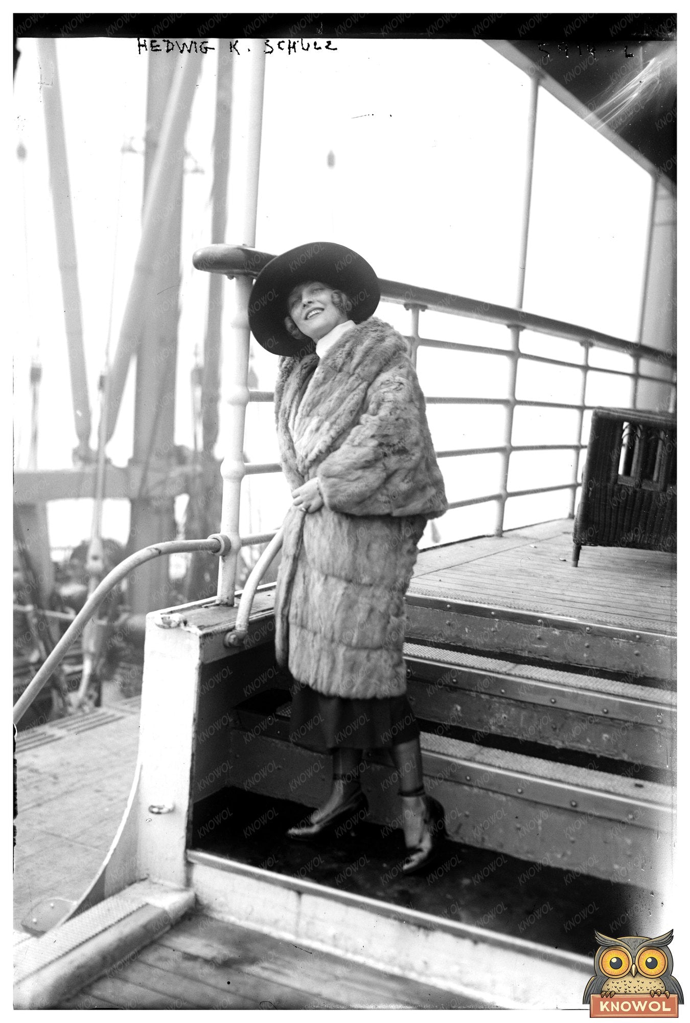 1920s Artistic Portrait of Influential Figure