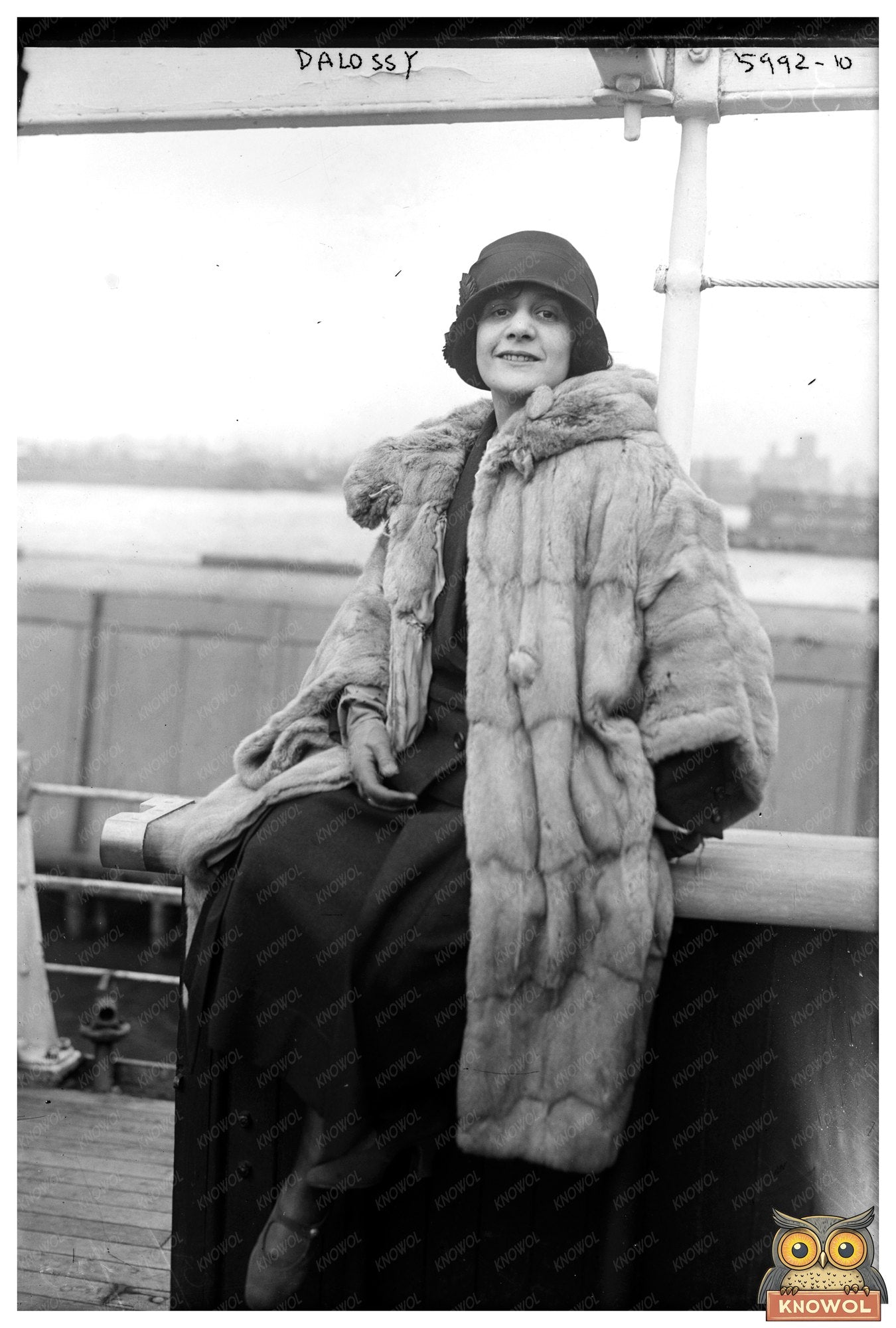 1920s Urban Life: A Glimpse into the Past