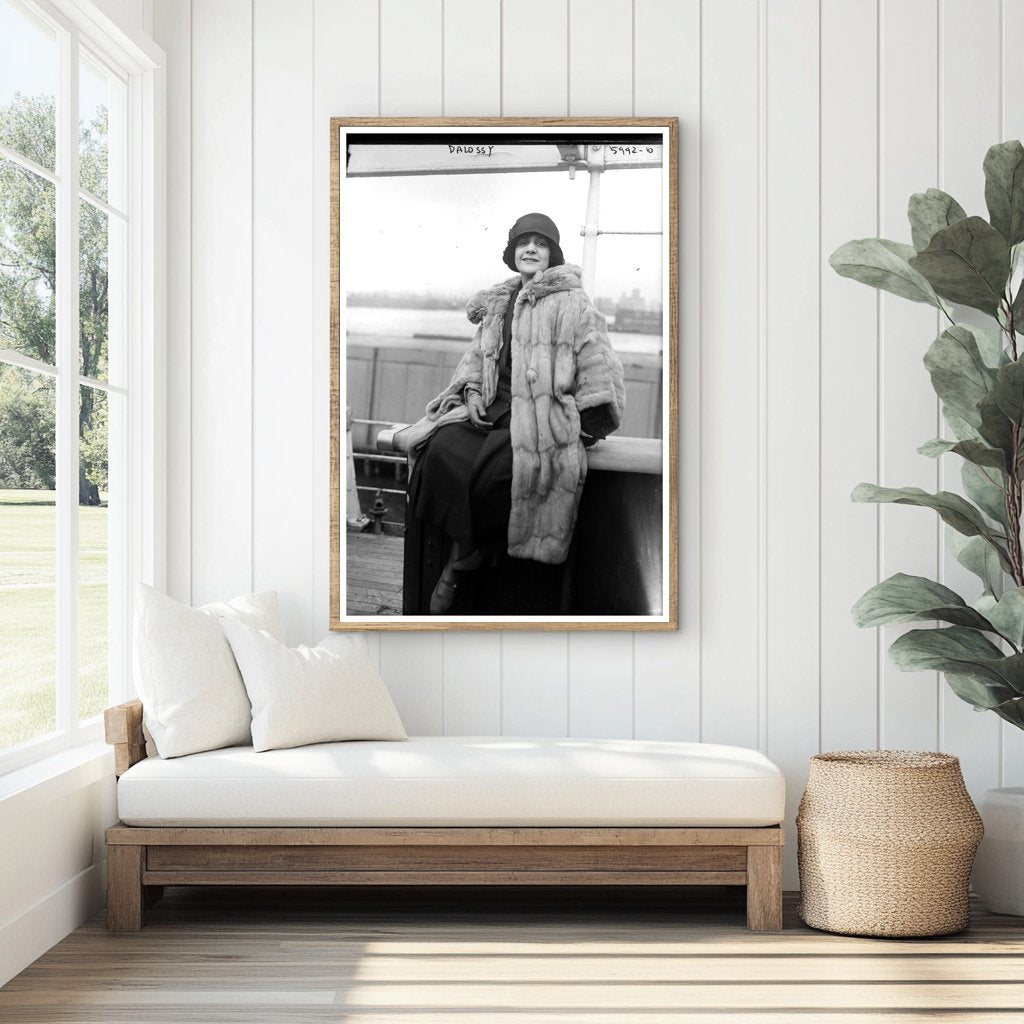 1920s Urban Life: A Glimpse into the Past