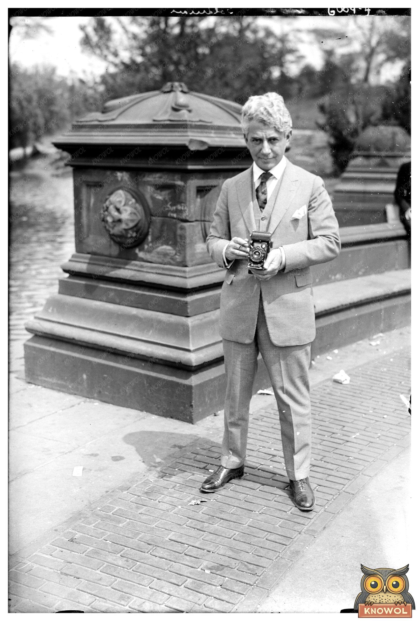 1920s Urban Life: The Essence of Goldman