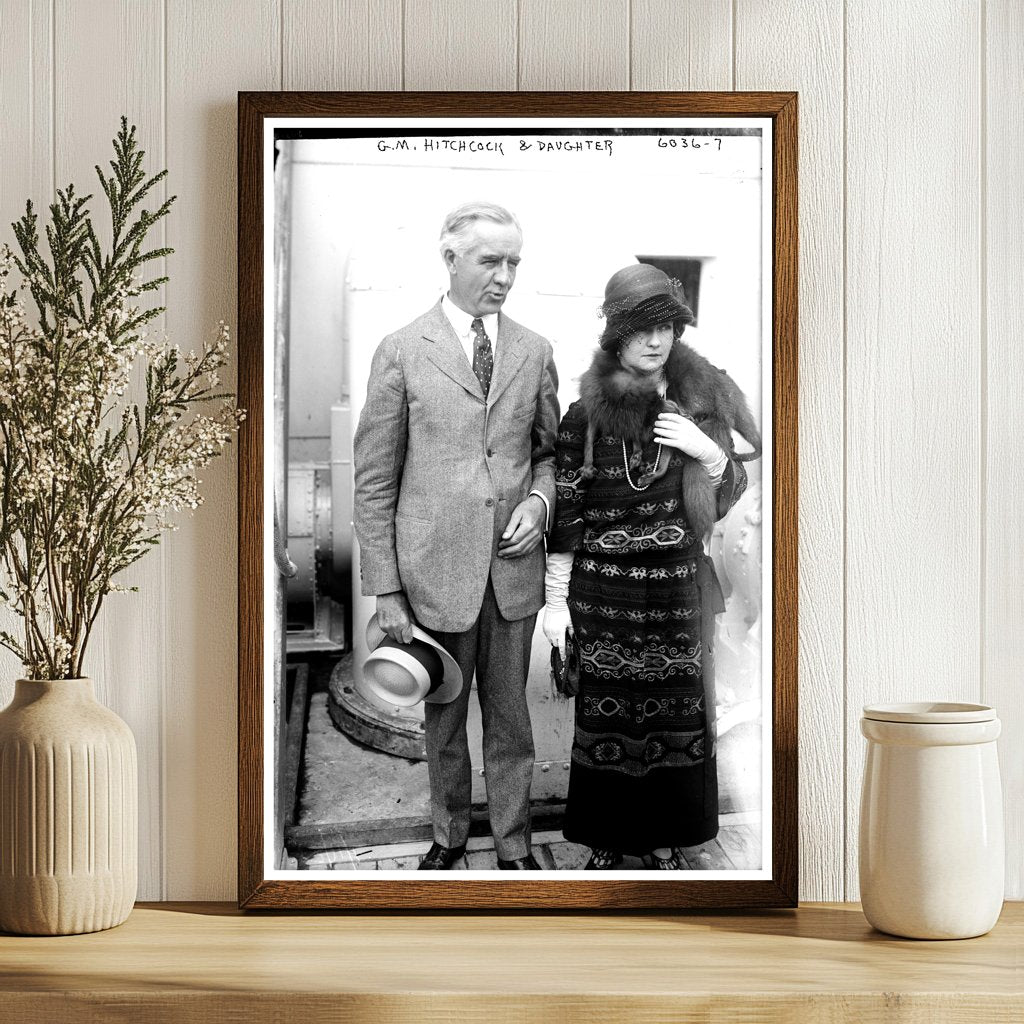1920s Father-Daughter Portrait in Vintage Attire