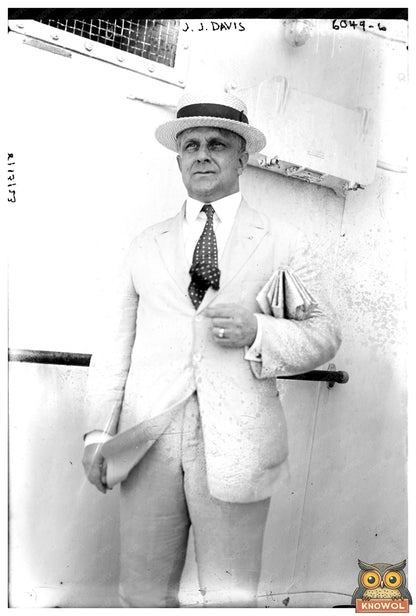 1920s Portrait of a Vintage News Icon in Focus