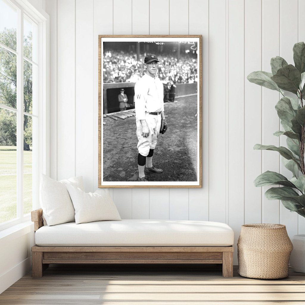 1924 Baseball Star Earl McNeely in Action