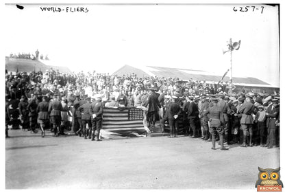 Historic Arrival of First Round-the-World Flight