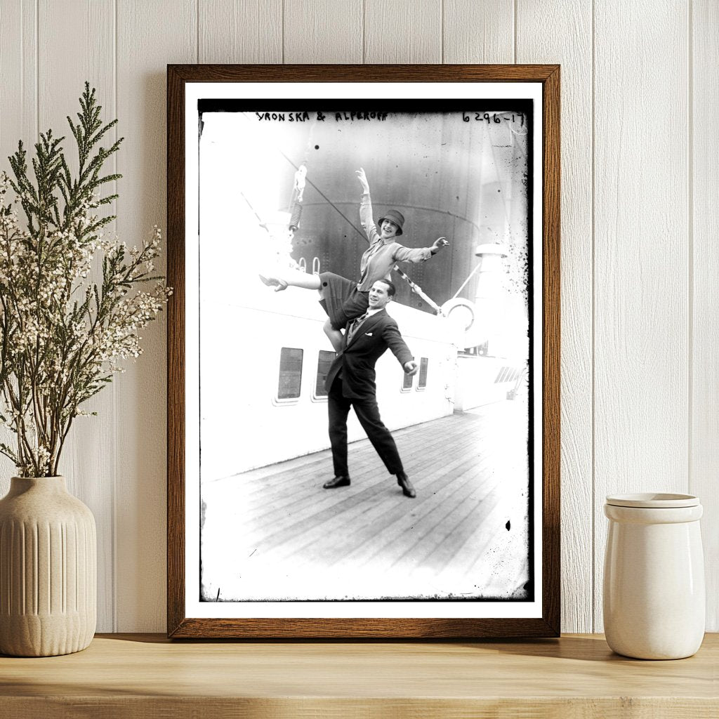 1924 Moment: Vintage Portrait of Vronska and Alperoff