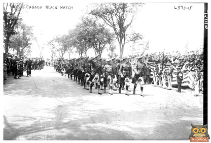 1925 Canadian Black Watch Pipers in Full Regalia