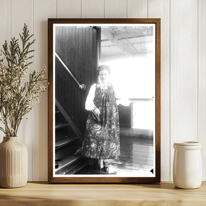 1925 Portrait of Gunhilde Tekene: A Timeless Moment