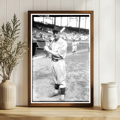 1925 Vintage Photo of Pie Traynor in Action