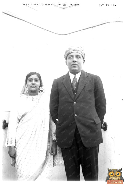 1925 Elegant Portrait of a Stylish Couple