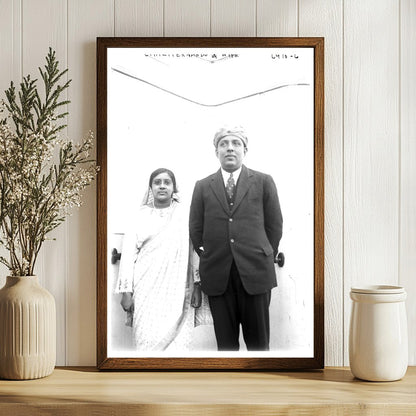 1925 Elegant Portrait of a Stylish Couple