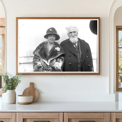 1920s Innovator and Spouse: A Glimpse into Genius