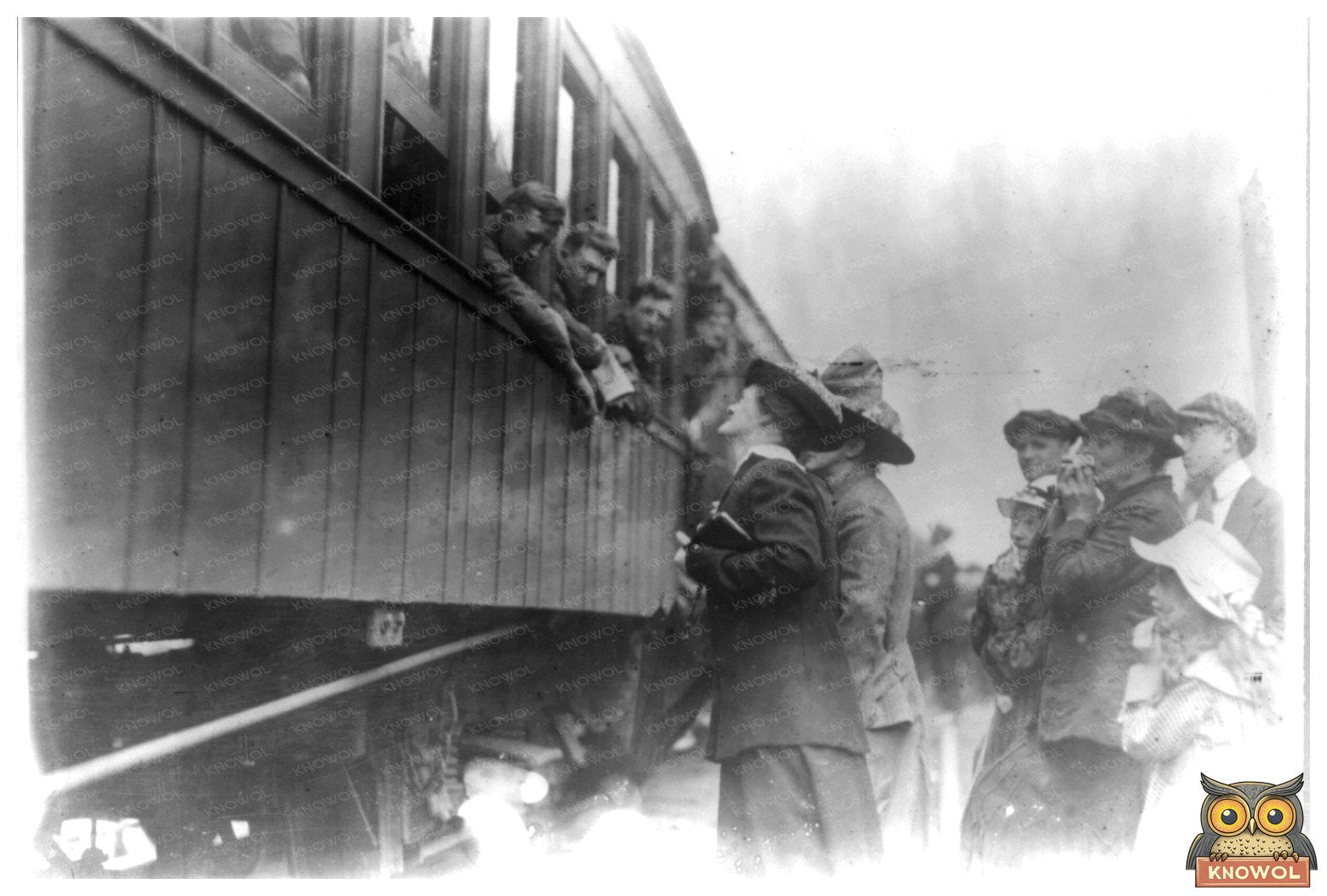 Emotional Farewell: 69th Regiment Leaves for Texas