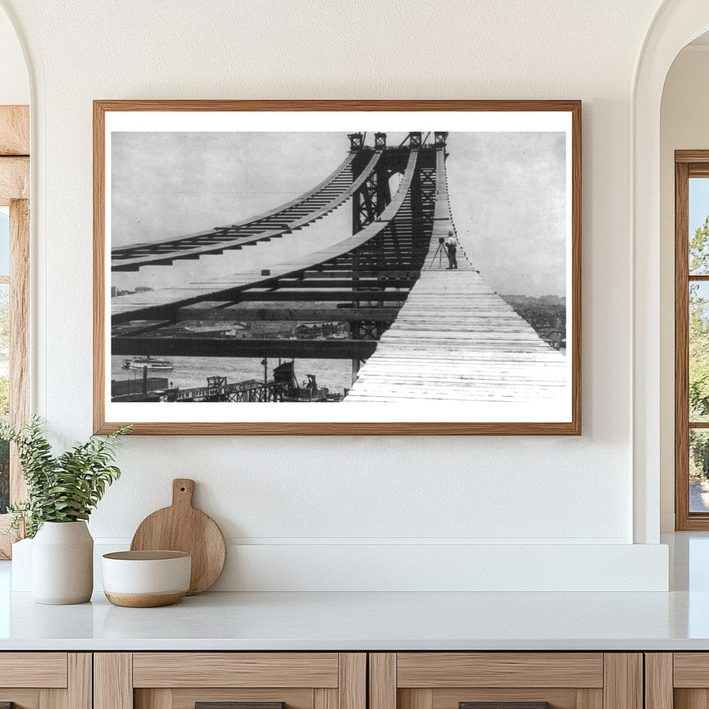 1909 Manhattan Bridge Construction: A Moment Captured