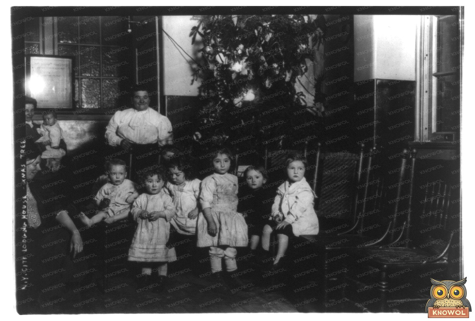Joyful Children Celebrate Christmas in 1900s NYC