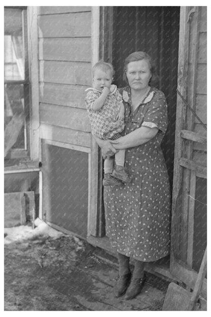 Mrs. Paul Rauhauser and Children Ruthven Iowa 1936