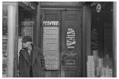 Farmer in Estherville Iowa December 1936 Vintage Photo