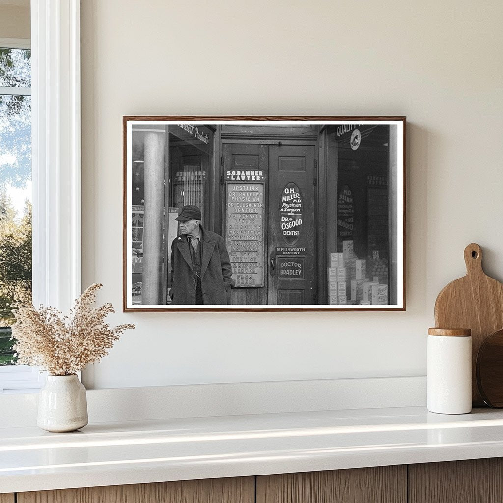 Farmer in Estherville Iowa December 1936 Vintage Photo