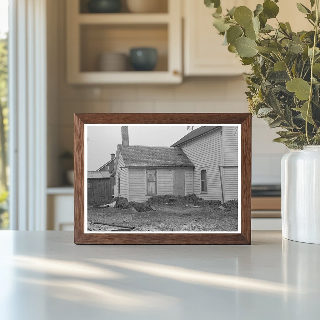 Farmhouse Foundations with Manure in Estherville Iowa 1936