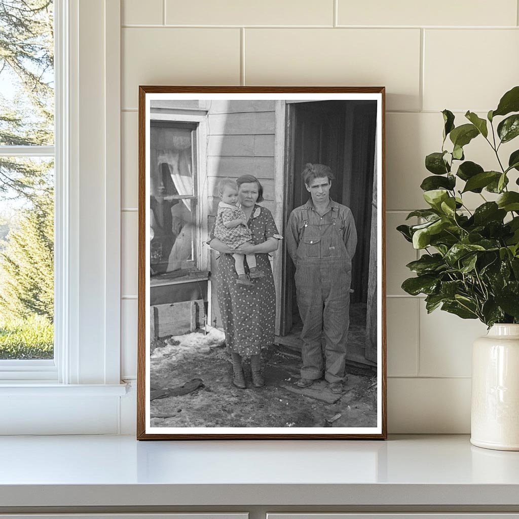 Vintage 1936 Photo of Unemployed Farm Hand in Iowa