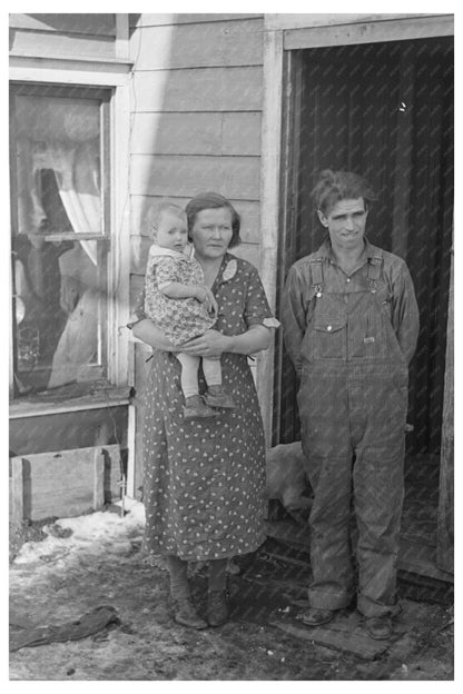 Rauhauser Family in Iowa December 1936 Farming History