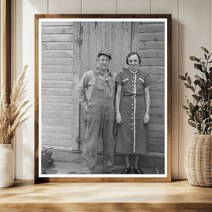 Roy Merriott Family on Iowa Farm December 1936