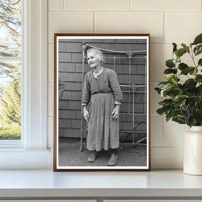 Vintage Image of Mrs. Andrew Ostermeyer 1936 Iowa Homesteader