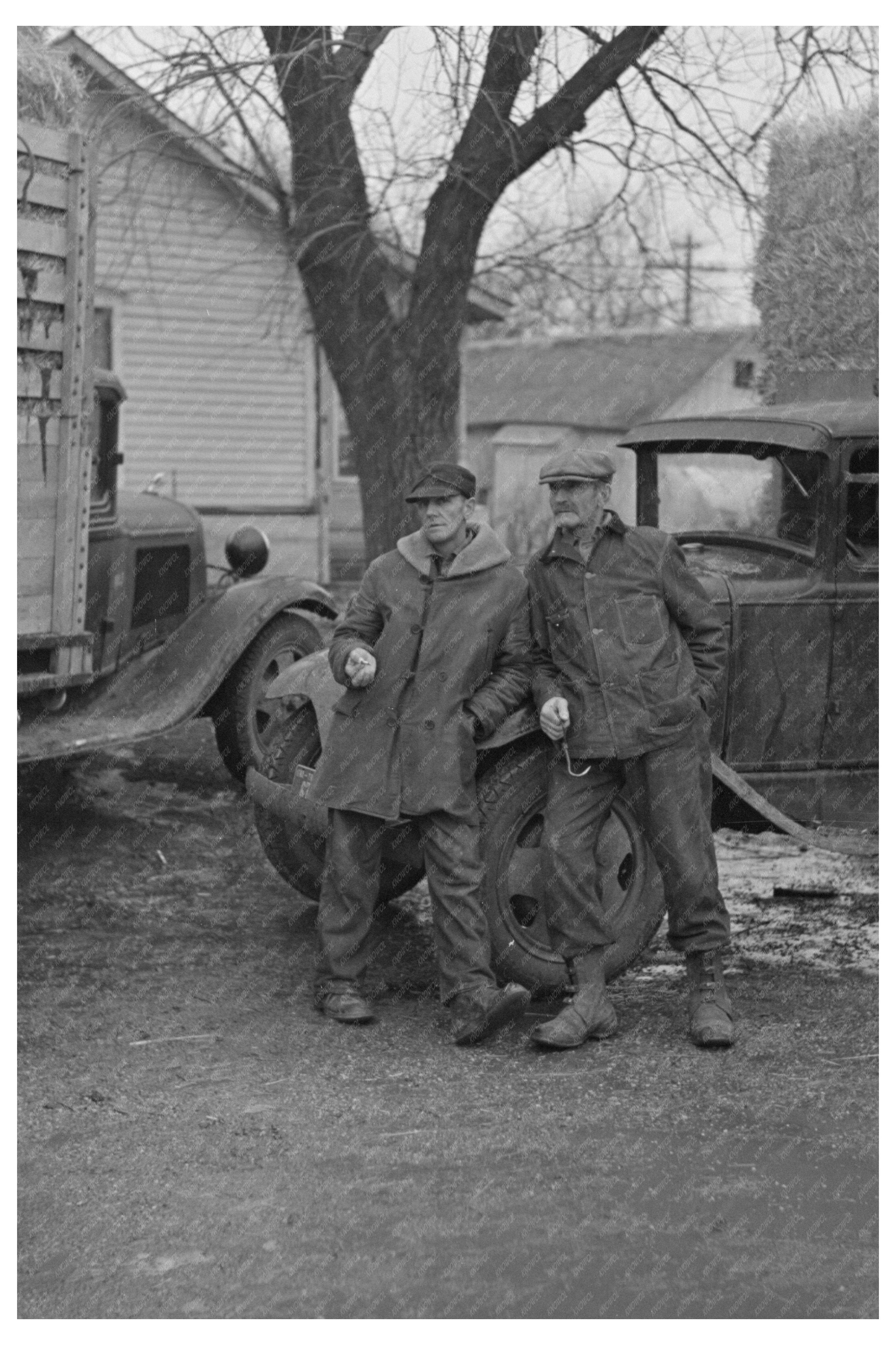 Farmers in Mapleton Iowa December 1936 Agricultural Life