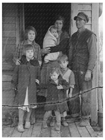 Tenant Farmer Life on 80-Acre Iowa Farm December 1936