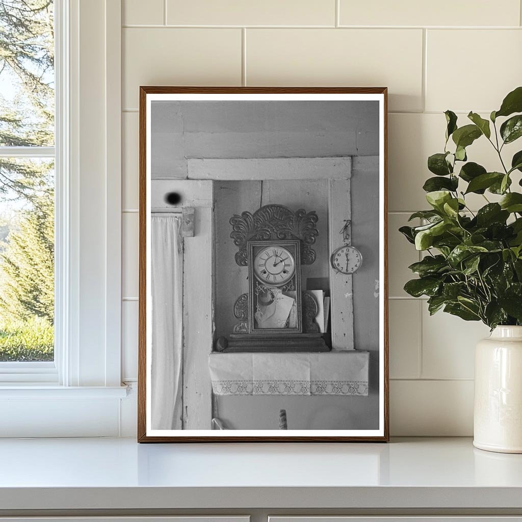 Vintage Clock in John Landers Home Illinois 1937