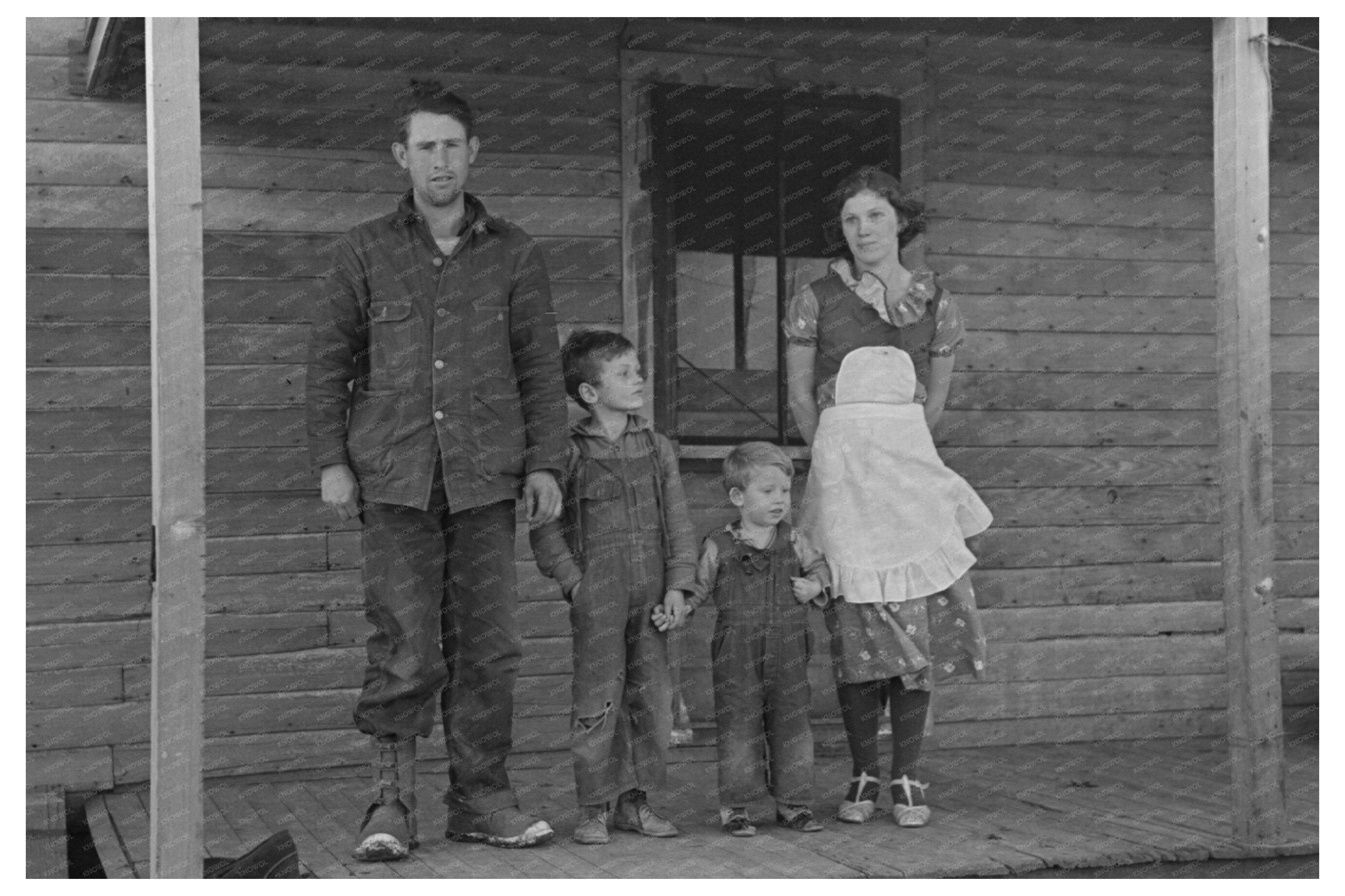 Gernie Marshall Family in Iowa January 1937 Historical Photo