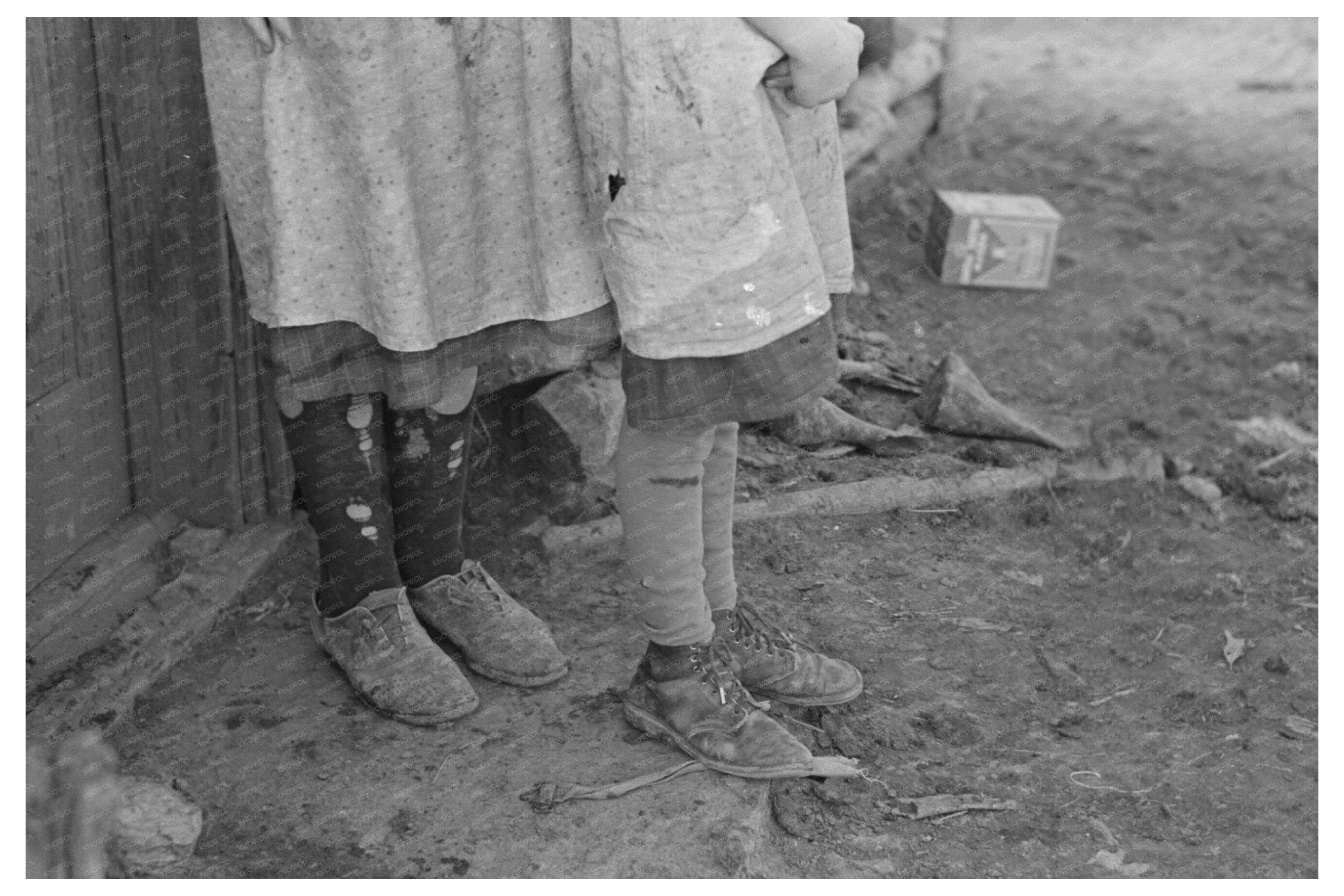 Vintage 1937 Photograph of Iowa Rural Life with Children