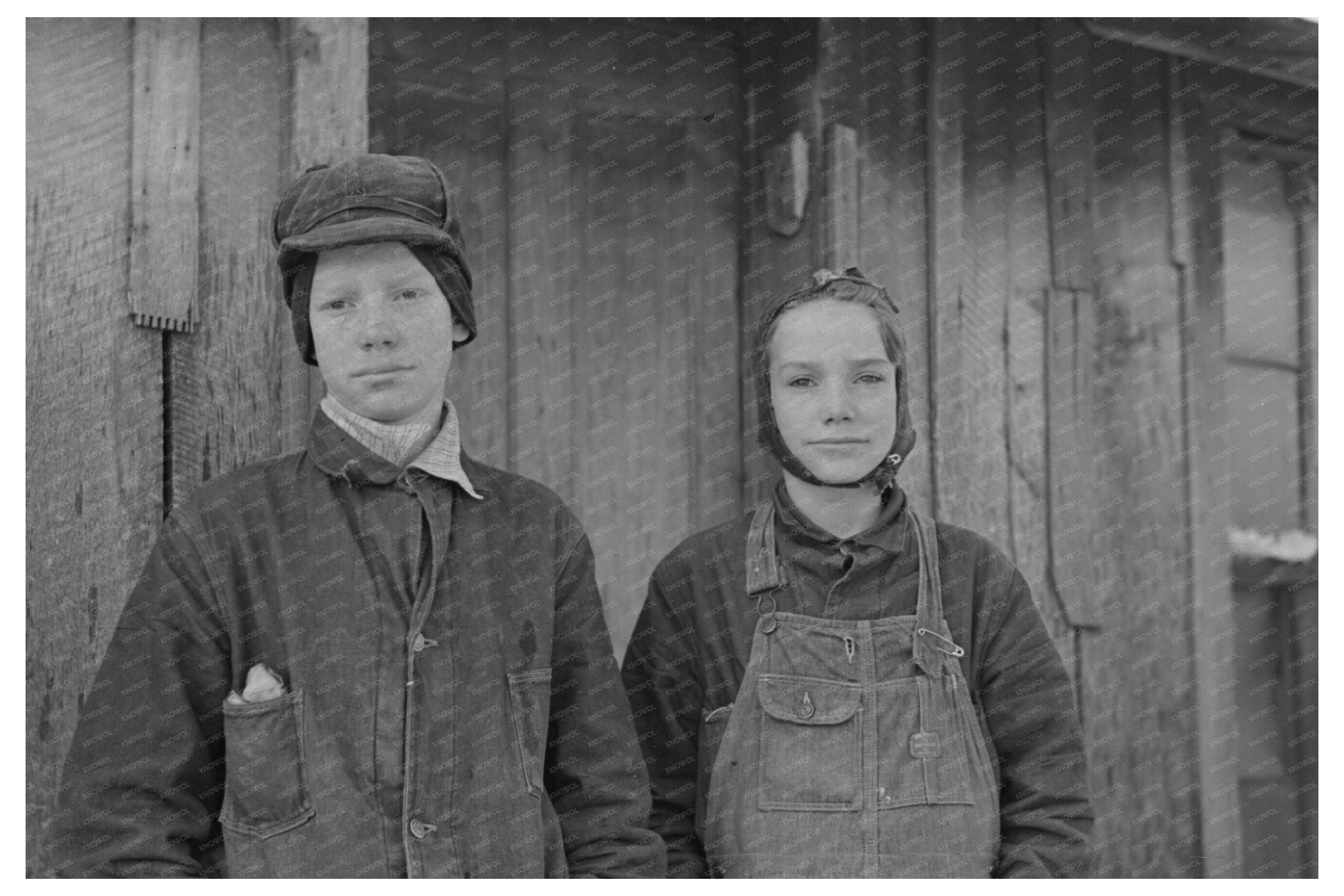 Children of John Scott Near Ringgold Iowa 1937