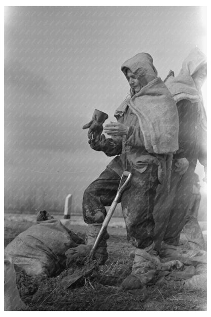 Levee Workers in Missouri Flood January 1937