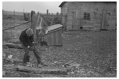 Tip Estes Son Loading Tiles in Fowler Indiana 1937