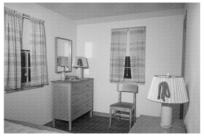 Vintage Bedroom Design in Greendale Wisconsin 1937