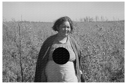 Indian Woman in Little Fork Minnesota August 1937 Vintage Photo